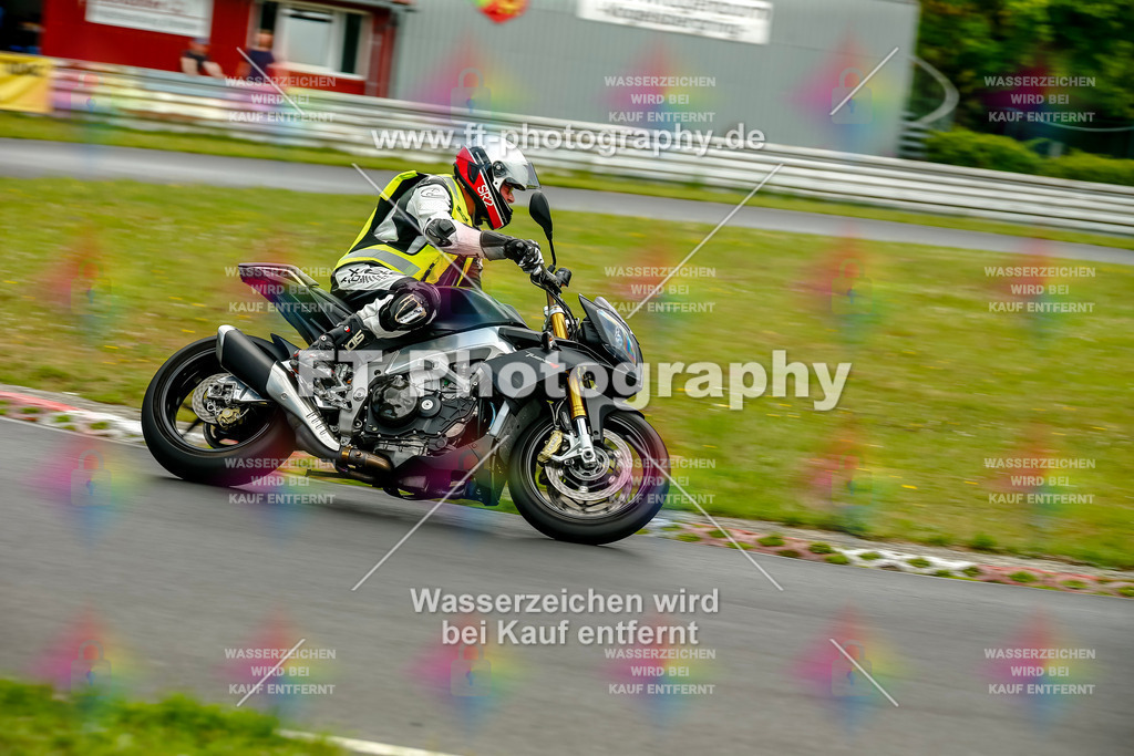VBK-5048 | Hier findet Ihr Bilder von Touristenfahrten auf der Nürburgring Nordschleife oder von anderen Veranstaltungen die ich besucht habe. Viel Spass beim Durch Schauen 