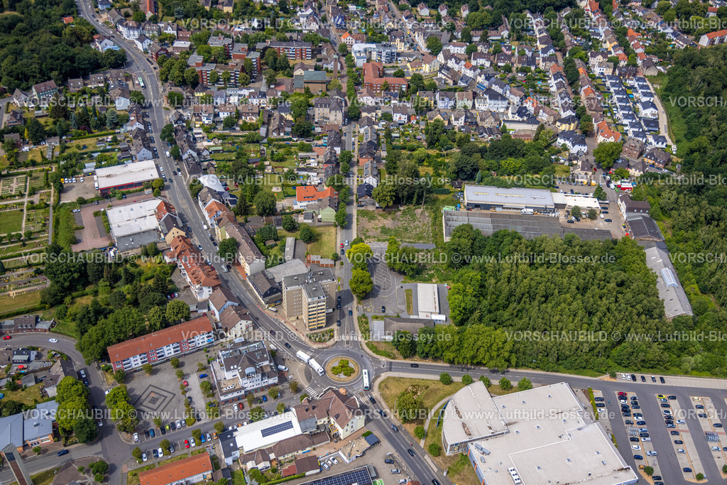 Castrop-Rauxel220706686 | Luftbild, Ortszentrum Schwerin mit Kreisverkehr, Edeka Supermarkt, Lidl Supermarkt, DITIB-Moschee, Schwerin, Castrop-Rauxel, Ruhrgebiet, Nordrhein-Westfalen, Deutschland