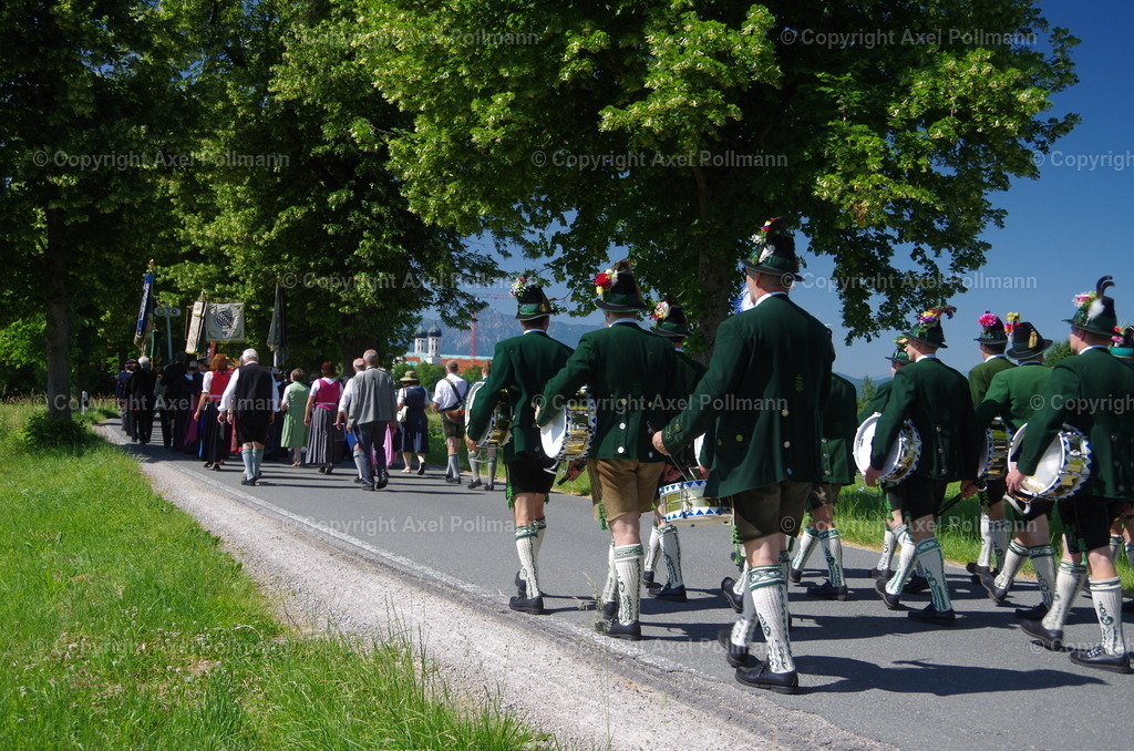 IMGP6385 | fotografiert von Axel PollmannLeonhardi Wallfahrt Benediktbeuern und Murnau, Fronleichnam, Fasching, Landschaft im Loisachtal und Benediktbeuern  - Realisiert mit Pictrs.com