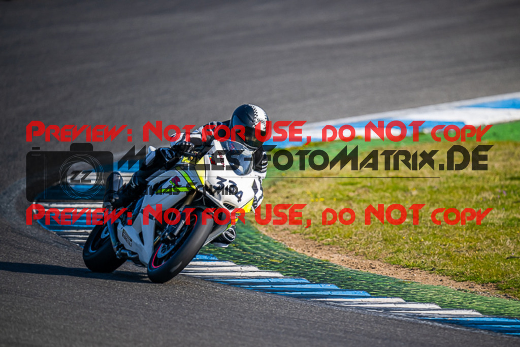 MaZZes_FotoMatrix_230410_1899 | ROT