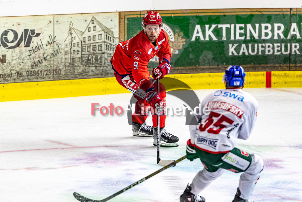 Testspiel EC Peiting vs Augsburger Panther | Eishockey Oberliga Süd Vorbereitung 2023/2024, Testspiel EC Peiting vs Augsburger Panther
Brett OUDERKIRK (ECP 9) in Aktion,
2023-09-03 in Peiting (Eisstadion)
#9 Brett OUDERKIRK (EC Peiting)
Copyright: foto-lindner.de