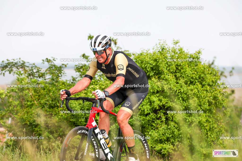 007A5474 | Neusiedler See Radmarathon 2025 #neusiedlerseeradmarathon #yourpictrs #sportshot_your_pictrs @Sportshotphotography Copyright:www.sportshot.de