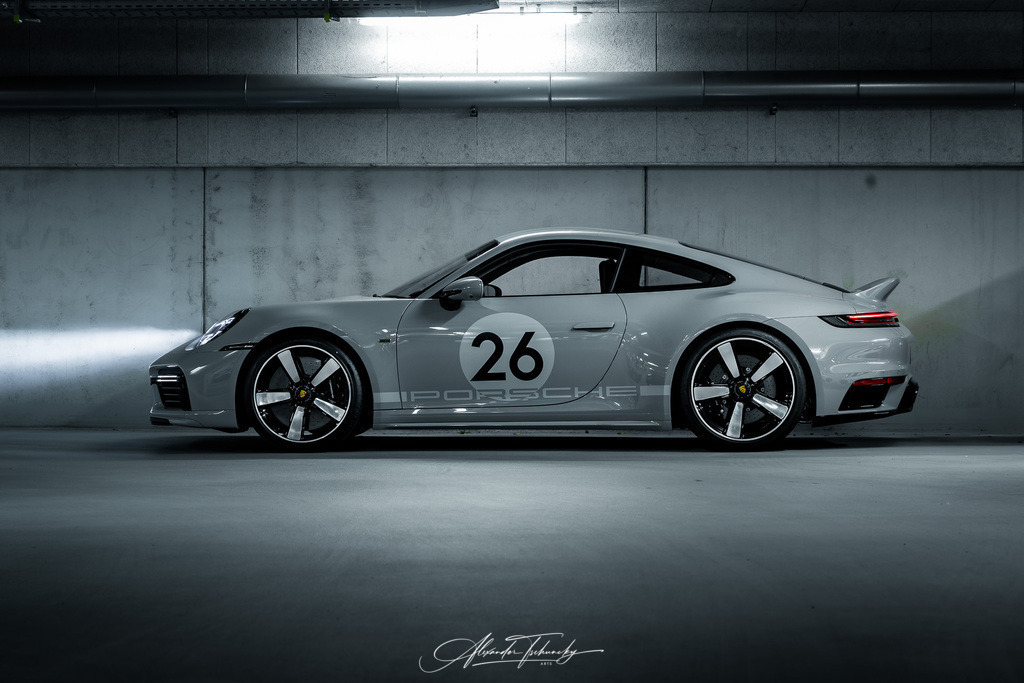 R6AT6600 _Alexander Tschuncky | Entdecken Sie die faszinierende Welt von Alexander Tschuncky Arts: Kreative Fotografie, atemberaubende Automobilkunst und hochwertiger Bilderdruck. Lassen Sie sich inspirieren! - Realisiert mit Pictrs.com