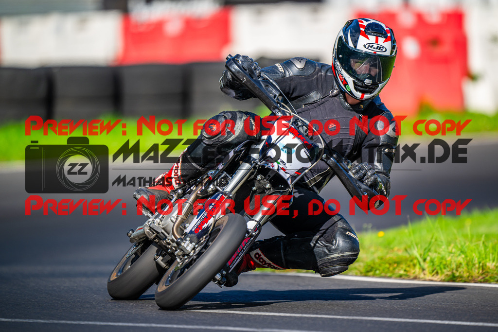 MaZZes_FotoMatrix_230920_9737 | Fotograf Mathias Schmid
Sportfotograf,
Eventfotograf,
Hochzeitsfotograf,
Portraitfotograf