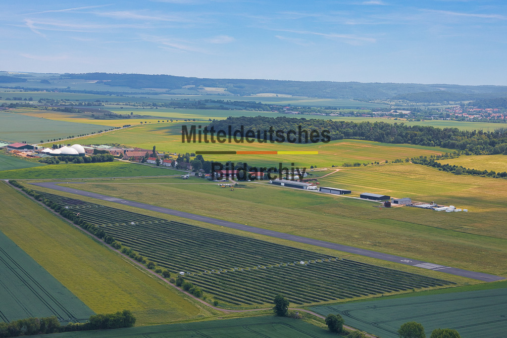 Flugplatz_Ballenstedt_Harz_4997 | Flugplatz Ballenstedt - Realisiert mit Pictrs.com