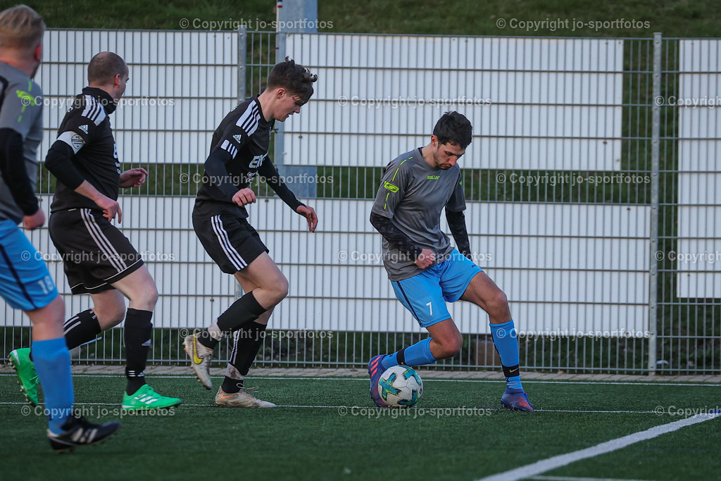 BQ3I5942 | 05.04.2023; Kreisliga C2 Dillenburg; Kunstrasenplatz Haigerseelbach; SSV Haigerseelbach 2 - FC Schwarz-Weiß Erdbach; Ergebnis: 0:5 (0:3)