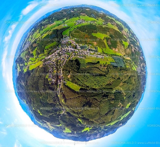 Lennestadt230990336Oberelspe | Luftbild, Ortsansicht Ortsteil Oberelspe, Waldgebiet, Erdkugel, Fisheye Aufnahme, Fischaugen Aufnahme, 360 Grad Aufnahme, tiny world, Oberelspe, Lennestadt, Sauerland, Nordrhein-Westfalen, Deutschland