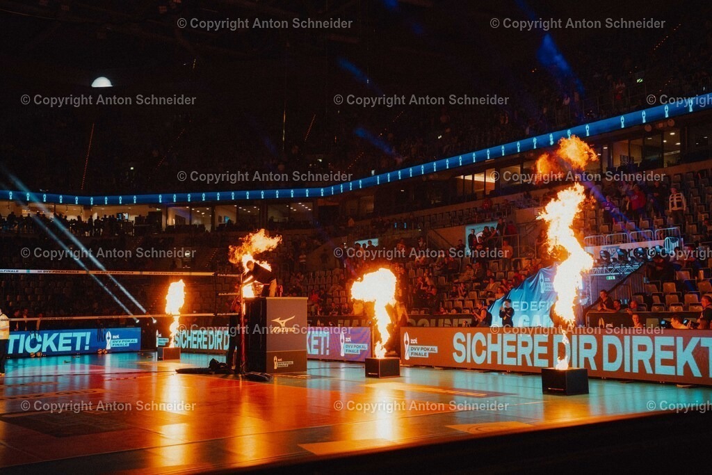 Vollyballpokalfinale 25/26 Mannheim | Zoi DVV Pokalfinale am 28.02.2026 in Mannheim I VfB Suhl LOTTO Thüringen - Allianz MTV Stuttgart I VfB Friedrichshafen - SVG Lüneburg - Realisiert mit Pictrs.com