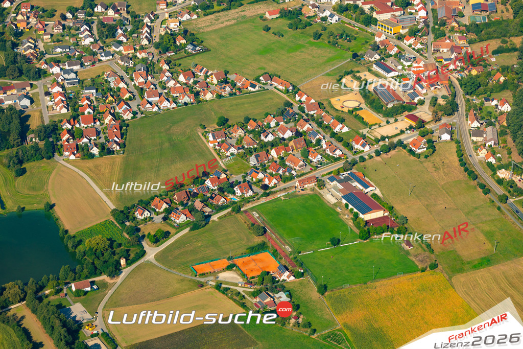 Das Luftbild zeigt :  Abenberg - Die Luftaufnahme wurde 2024 vom UL-Flugzeug aus erstellt ( keine Drohne ) - Hochauflösende Luftaufnahme - Für grossformatige Ausdrucke geeignet. Die Geschenkidee !Mit Lizenz und Bildrechte bestellbar