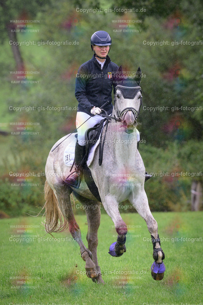 151_Zeller_Franzisca_Captain-Fantastic_A1_Springen_250802_05 | gis-fotografie