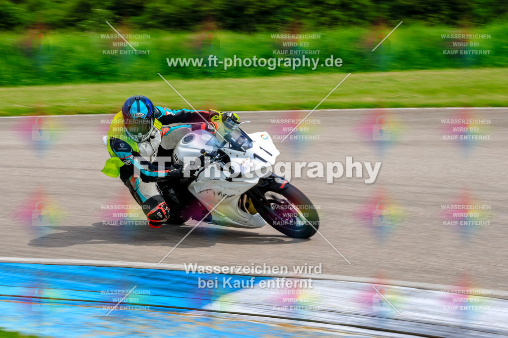 MotoTeam-9334 | Hier findet Ihr Bilder von Touristenfahrten auf der Nürburgring Nordschleife oder von anderen Veranstaltungen die ich besucht habe. Viel Spass beim Durch Schauen 