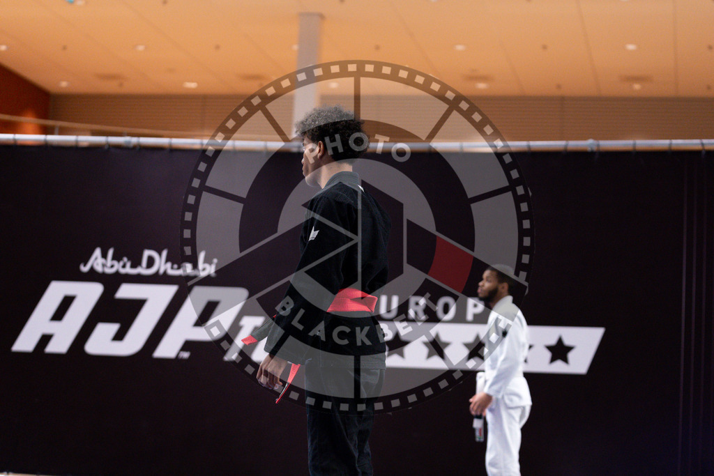 20241013PBB4971 | Athletes compete during the AJP Tour Europe Continental Jiu-Jitsu Amateurs & Masters Championship on October 13, 2024 in Almere near Amsterdam, Netherlands. © Chiara Dazi / photoblackbelt