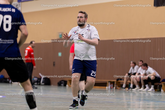 Handball I Herren I Saison 2025-2026 I SHSE Manfred-Frank-Pokal I Viertelfinale I HSG Kalkberg 06 II - HSG Kalkberg 06 140 | Lukas Krosta (25, HSG Kalkberg 06 II) - Realisiert mit Pictrs.com