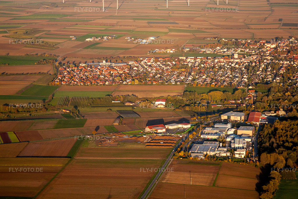 Luftbild: Herxheim, Gewerbegebiet W in Herxheim bei Landau im Bundesland Rheinland-Pfalz in Deutschland. Foto: IMG_60689.jpg vom 24.10.2013 durch Werner Riehm/FLY-FOTO.de