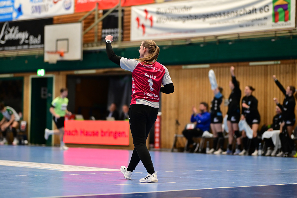 Handball I Frauen I Saison 2024-2025 I 1. HBF I 16. Spieltag I Buxtehuder SV - VfL Oldenburg I 088100 | Der Sportfotograf. - Realisiert mit Pictrs.com