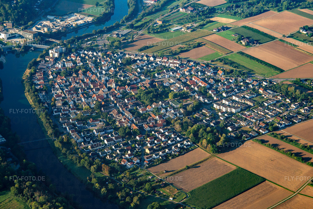 Ortsansicht von Norden | Luftbild: Ortsansicht von Norden im Ortsteil Neckargröningen in Remseck im Bundesland Baden-Württemberg in Deutschland. Foto: IMG_138536.jpg vom 16.09.2023 durch ©2025 Werner Riehm fly-foto.de/copyright - Realisiert mit Pictrs.com