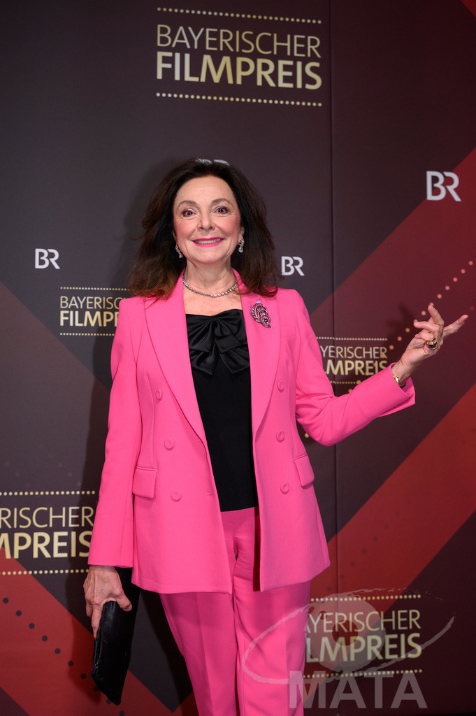 _DWI5147 | Uschi Dämmrich von Luttitz bei der Verleihung des 47. Bayerischen Filmpreises 2026  im Prinzregententheater. München, 23.01.2026 - Realisiert mit Pictrs.com