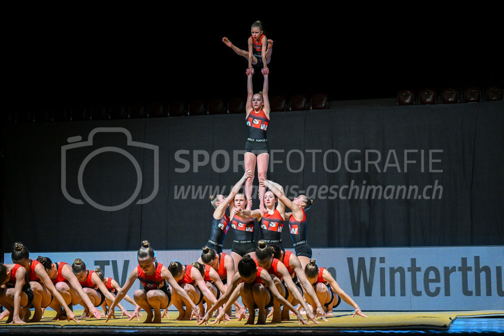 Winterthurer Sportehrung - 23. Februar 2023 | Winterthurer Sportehrung
AXA Arena, Winterthur
Show-Einlage mit dem TV Neue Sektion Winterthur.
Bild: Sportfotografie Markus Aeschimann | www.markus-aeschimann.ch - Realisiert mit Pictrs.com