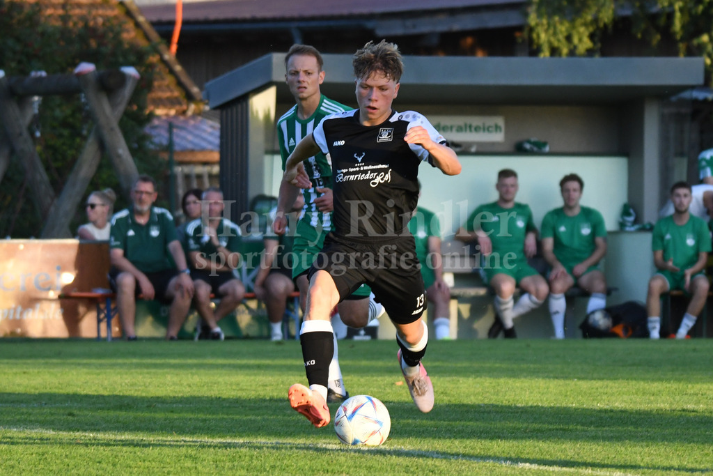 SpVgg Niederalteich : SpVgg GW Deggendorf | Laurin Hübscher (SpVgg GW Deggendorf #10) - Realisiert mit Pictrs.com