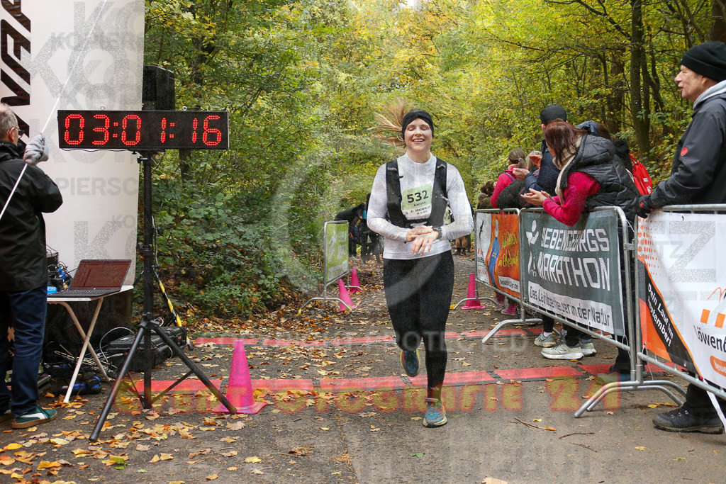 251026_1302_EX1_2331 | Sportfotografie im Rhein-Sieg Kreis, Köln, Bonn, NRW, Rheinland Pfalz, Hessen, etc. Unser Tätigkeitsfeld umfasst den Laufsport vom Volkslauf über den Marathon, Duathlon, Triathon bis zum Ultralauf wie Kölnpfad Ultra oder Schindertrail.
