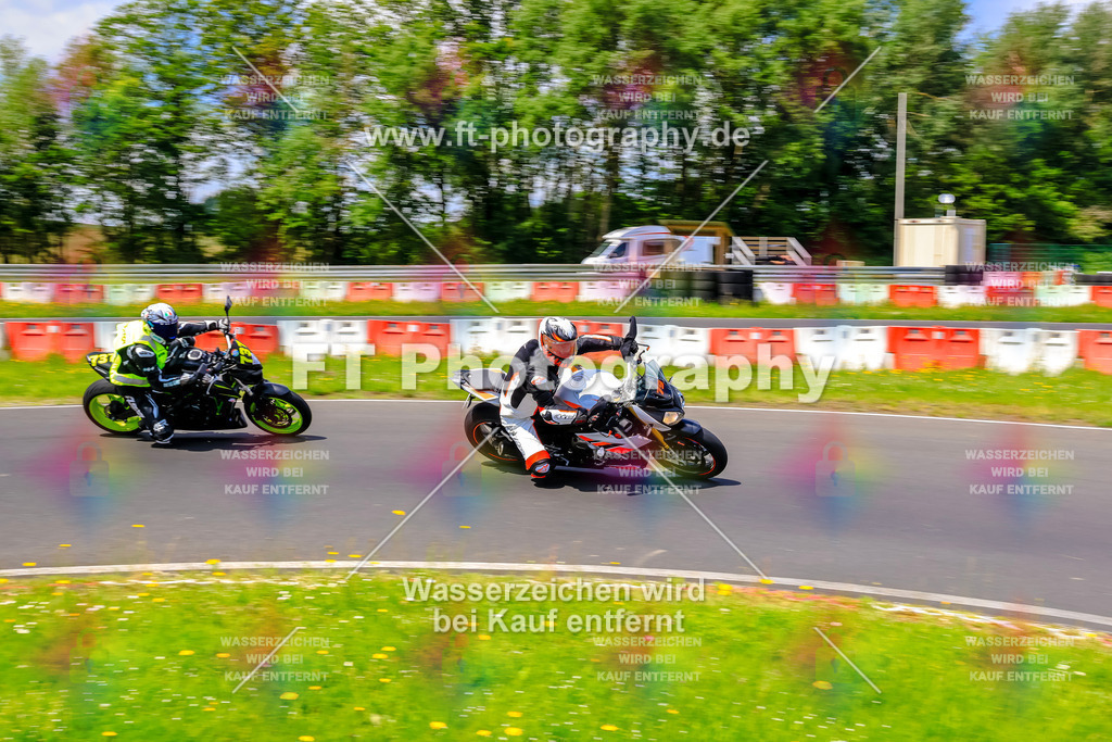 VBK-7988 | Hier findet Ihr Bilder von Touristenfahrten auf der Nürburgring Nordschleife oder von anderen Veranstaltungen die ich besucht habe. Viel Spass beim Durch Schauen 