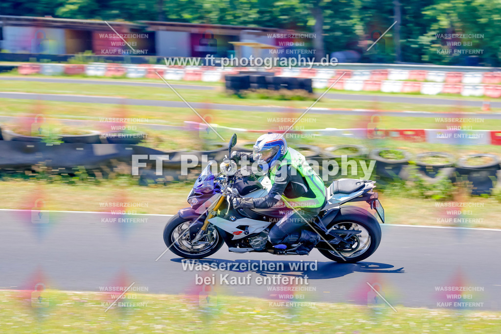 _MOT9468 | Hier findet Ihr Bilder von Touristenfahrten auf der Nürburgring Nordschleife oder von anderen Veranstaltungen die ich besucht habe. Viel Spass beim Durch Schauen 