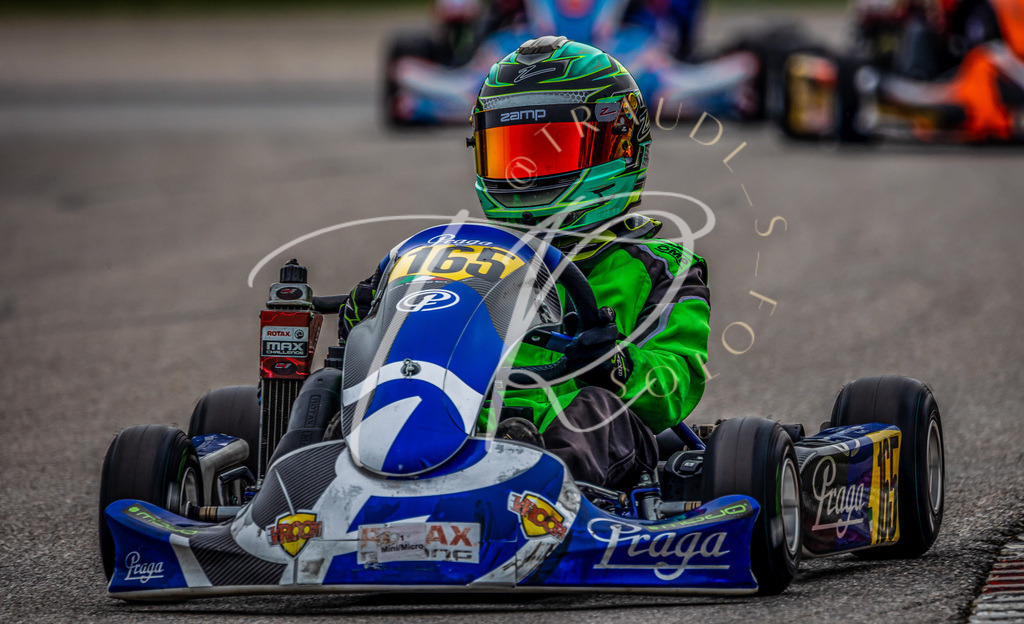 cc2740a512d34ae39f41327ef1f1e516 | traudl_s_fotos