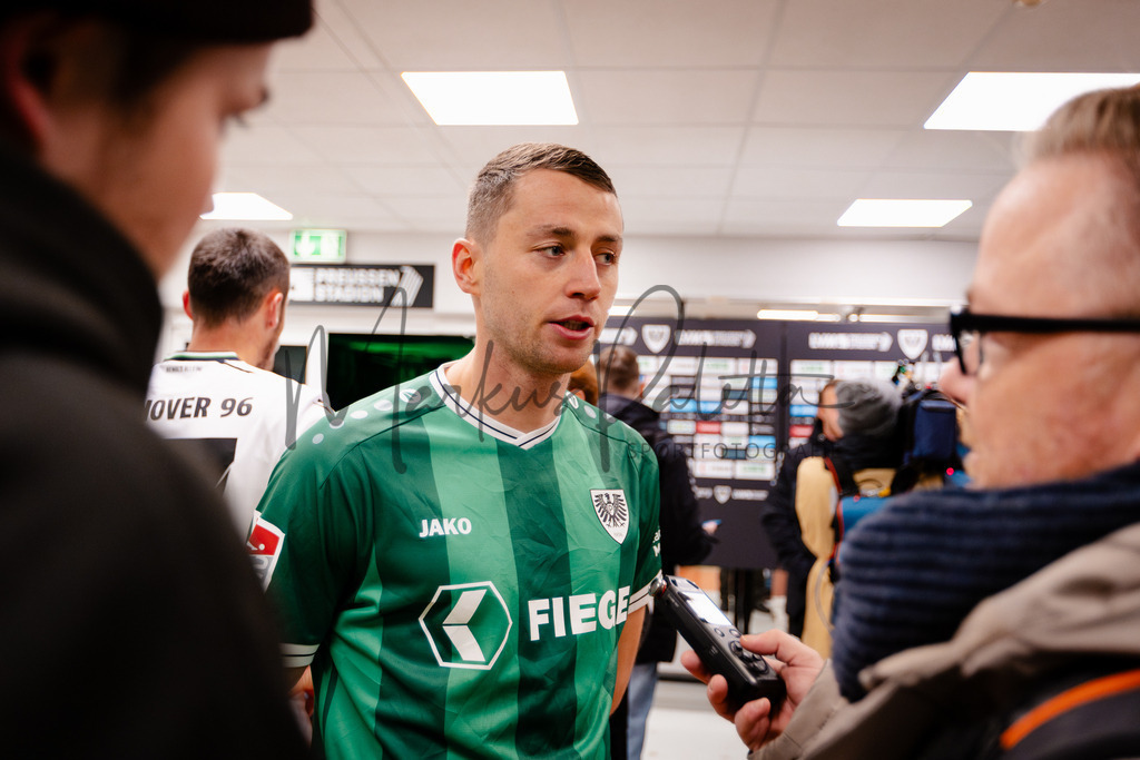 2. Bundesliga, Saison 2025/26, 15. Spieltag: SC Preußen Münster - Hannover 96 | Münster, 05.12.2025: 2. Bundesliga, 15. Spieltag, SC Preußen Münster gegen Hannover 96 im LVM-Preußenstadion in Münster. Foto: sportfotografie.ms | Markus Paletta - Realisiert mit Pictrs.com