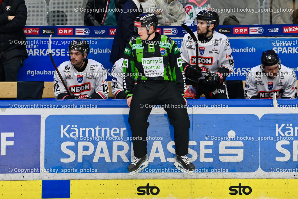 EC IDM Wärmepumpen VSV vs. Pioneers Vorarlberg | Spielerbank Pioneers Vorarlberg, RIECKEN SIMON Referee, EC IDM Wärmepumpen VSV vs. Pioneers Vorarlberg, EC IDM Wärmepumpen VSV vs. Pioneers Vorarlberg am 22.02.2026 in Villach (Stadthalle Villach), Austria, (Photo by Bernd Stefan)