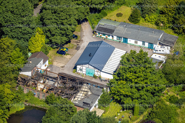 Ennepetal230801071 | Luftbild, Ahlhauser Hammer, historisches Hammerwerk und zerstörtes Dach, Voerde, Ennepetal, Ruhrgebiet, Nordrhein-Westfalen, Deutschland