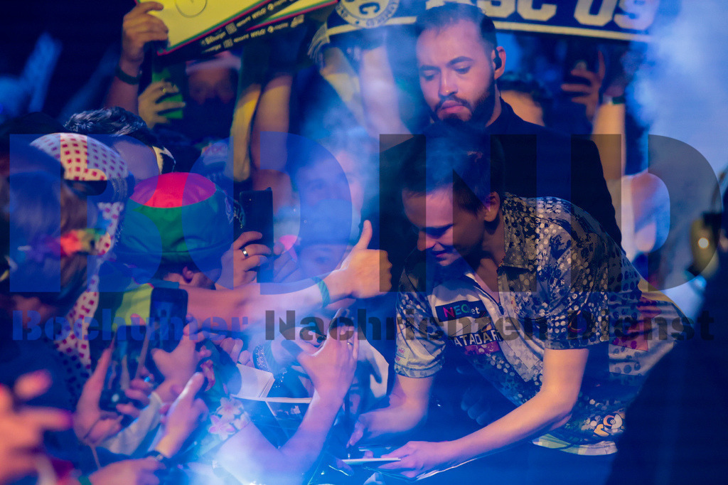 PDC European Darts Open 2024 | {headline}(Foto: Sebastian Sendlak / BOND) - Realisiert mit Pictrs.com