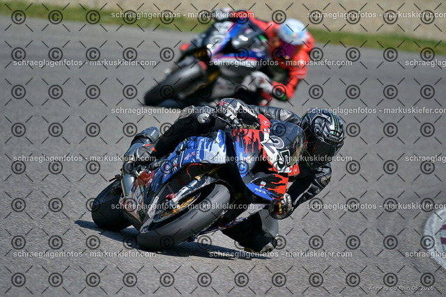 26BT02-1148 | markuskiefer.com - Realisiert mit Pictrs.com