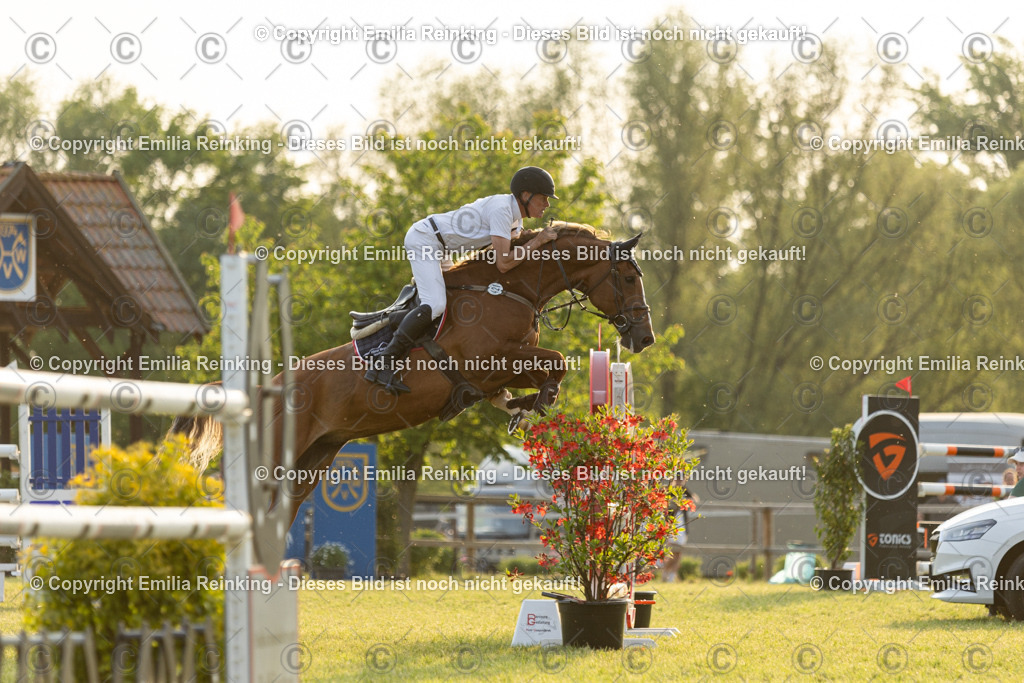 CL5A1530 | Emilia Reinking Fotografie - Realisiert mit Pictrs.com