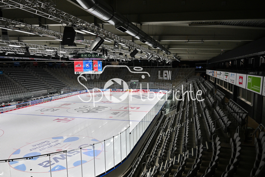 Augsburger Panther - Adler Mannheim | AUGSBURG, GERMANY - 28. DECEMBER: Im Bild das Curt Frenzel Stadion von innen vor dem Match zwischen den Augsburger Panthern und den Adler Mannehim am 33. Spieltag der Penny DEL im Curt Frenzel Stadion