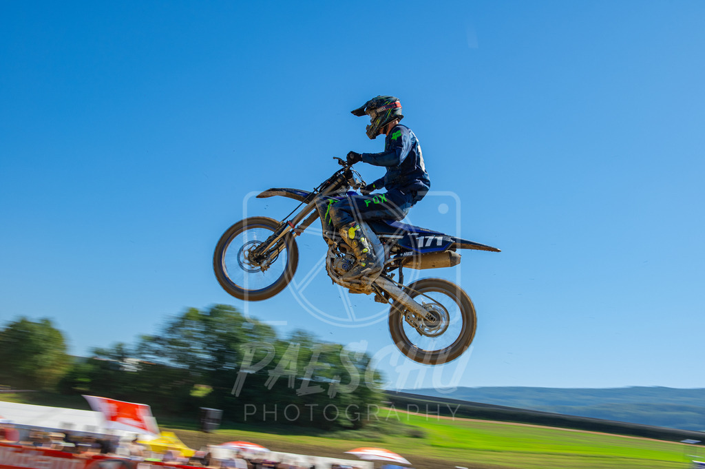 CF (57) | Paeschuphoto Shop - Wer nicht sucht der auch nicht findet.Ob Motocrossbilder oder von einem besuchtem Spiel, Hauptsache Action. - Realisiert mit Pictrs.com