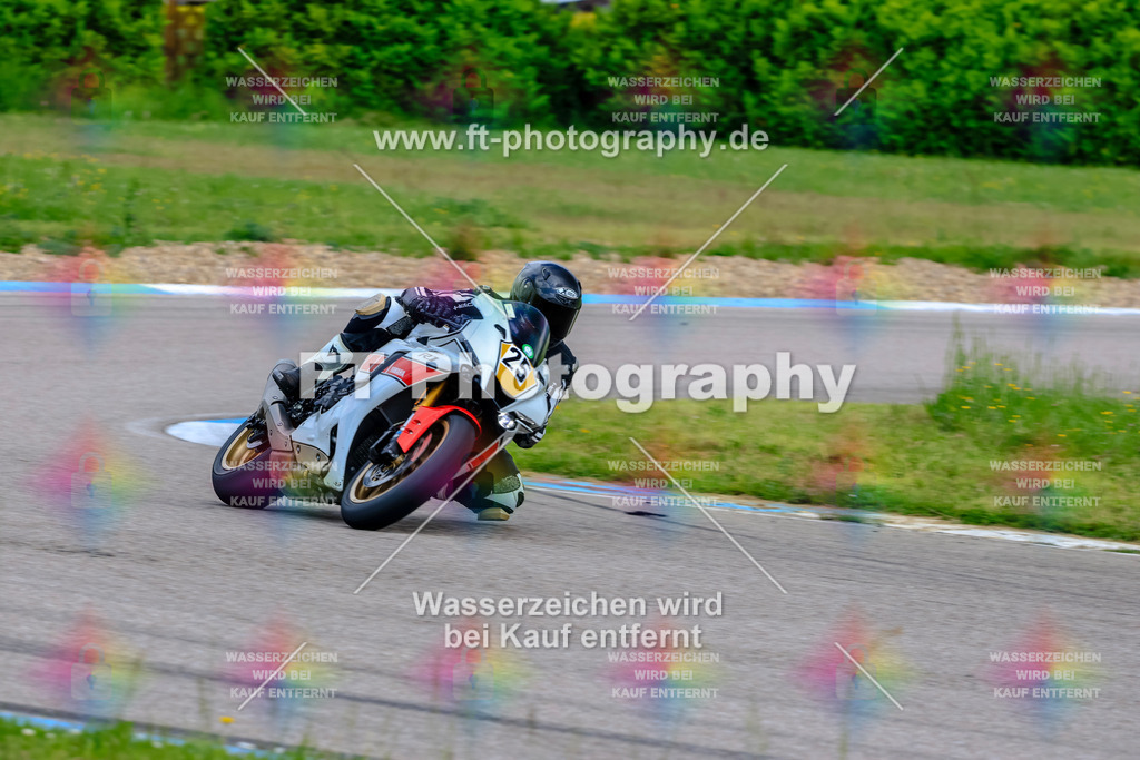 MotoTeam-8793 | Hier findet Ihr Bilder von Touristenfahrten auf der Nürburgring Nordschleife oder von anderen Veranstaltungen die ich besucht habe. Viel Spass beim Durch Schauen 