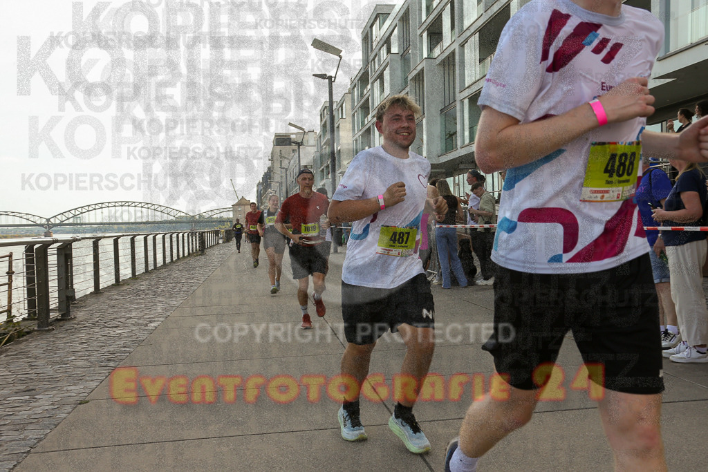 250920_1451_EX1_7952 | Sportfotografie im Rhein-Sieg Kreis, Köln, Bonn, NRW, Rheinland Pfalz, Hessen, etc. Unser Tätigkeitsfeld umfasst den Laufsport vom Volkslauf über den Marathon, Duathlon, Triathon bis zum Ultralauf wie Kölnpfad Ultra oder Schindertrail.