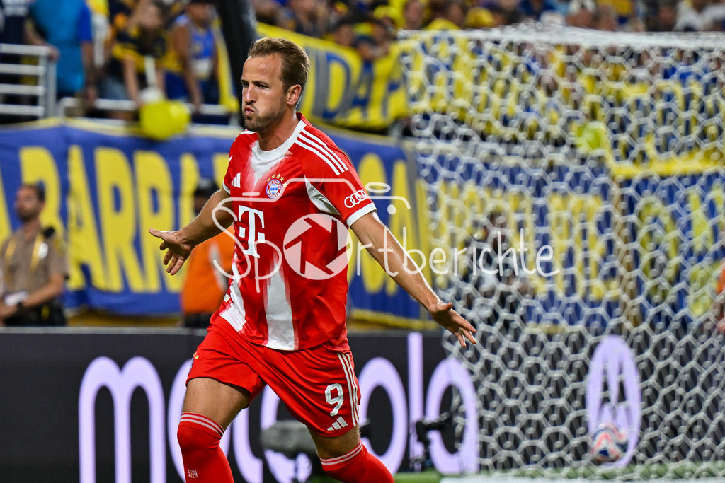 FC Bayern München - Boca Juniors | Jubel der Bayern nach dem Treffer zum 1-0 durch Harry KANE (FC Bayern Muenchen 9) / Tor / Torschuetze / Freude / Happy / FIFA Club World Cup: FC Bayern Muenchen - Boca Juniors, Hard Rock Stadium am 20.06.2025 / NOT FOR SALE IN USA