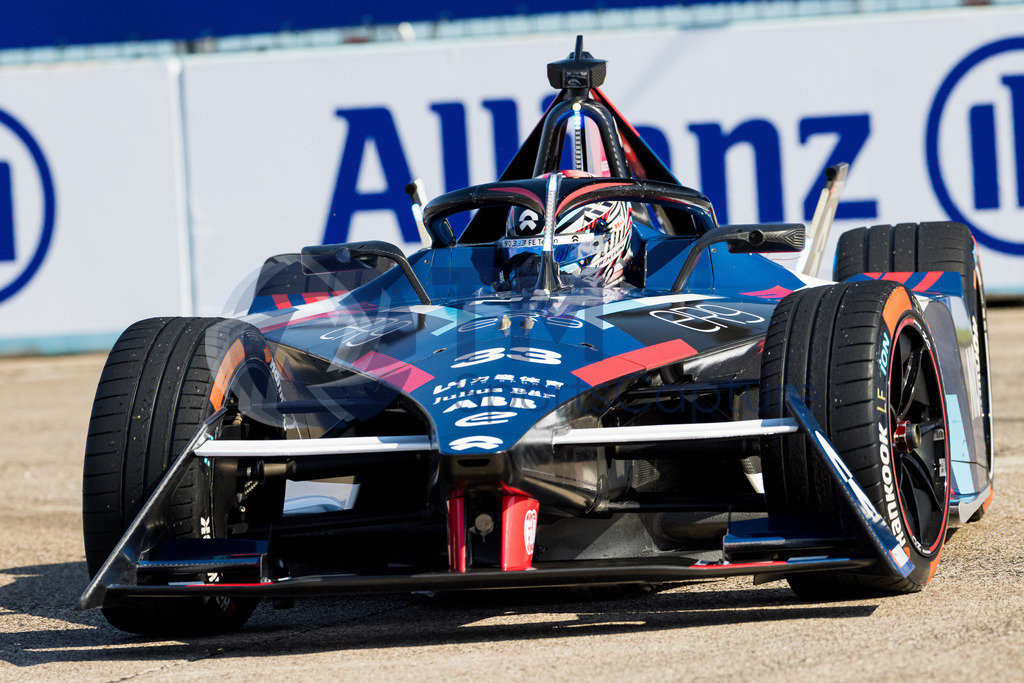 GEPA-20230422-101-147-0124 | BERLIN,GERMANY,22.APR.23 - MOTORSPORTS, FORMEL E - E-Prix of Berlin, Berliner Tempelhof Airport Circuit. Image shows Dan Ticktum (GBR / Nio). 
Photo: GEPA pictures/ Matthias Trinkl