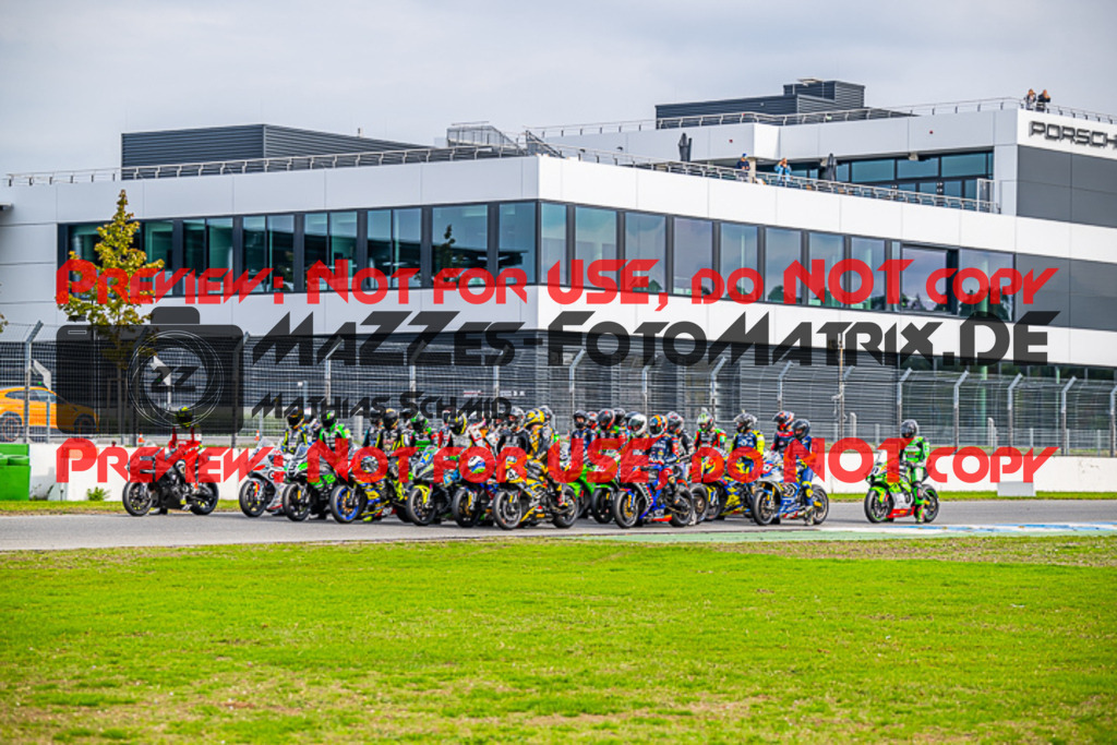 MaZZes_FotoMatrix_220924_8809 | PRO SUPERSTOCK