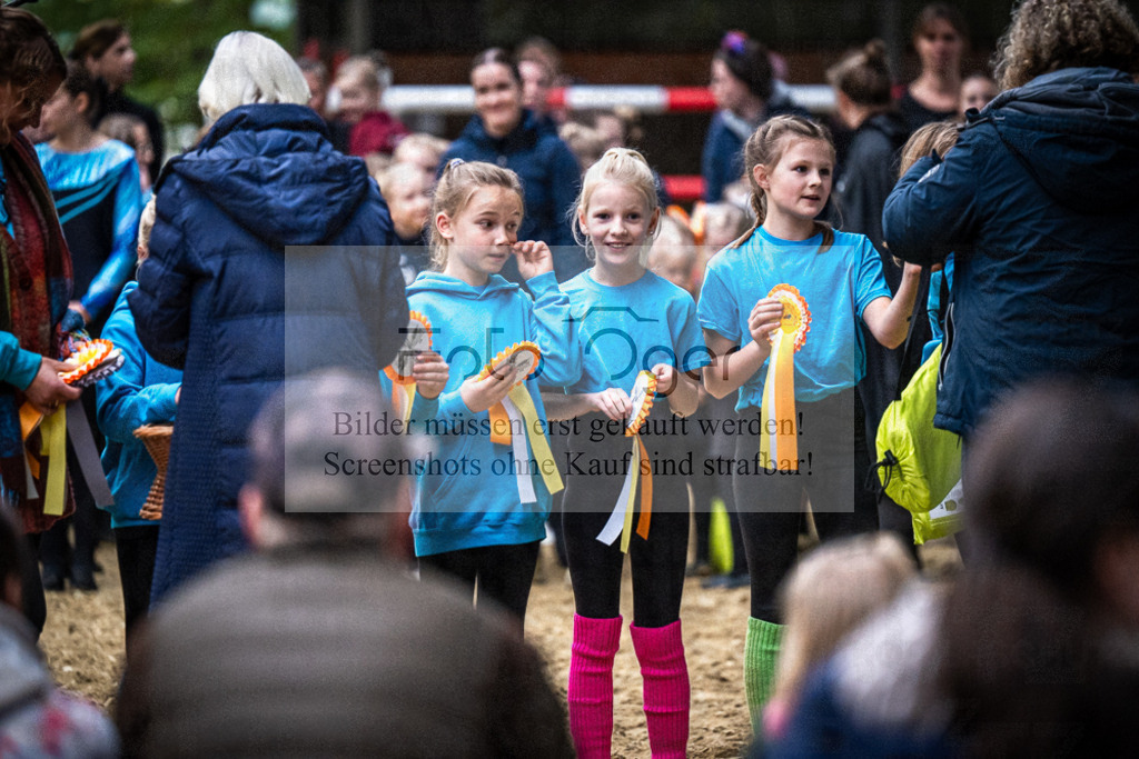 DOS_0233 | Entdecke hochwertige Reitturnierfotos von Foto Oger. Professionell, emotional und authentisch – jetzt Lieblingsmomente im Shop bestellen.Deutschlandweite Turnierfotografie. - Realisiert mit Pictrs.com