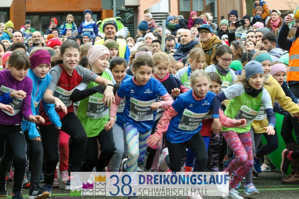 400m AOK Junior Cup | 3 Koenigslauf 2024 400m AOK Junior Cup - Realisiert mit Pictrs.com