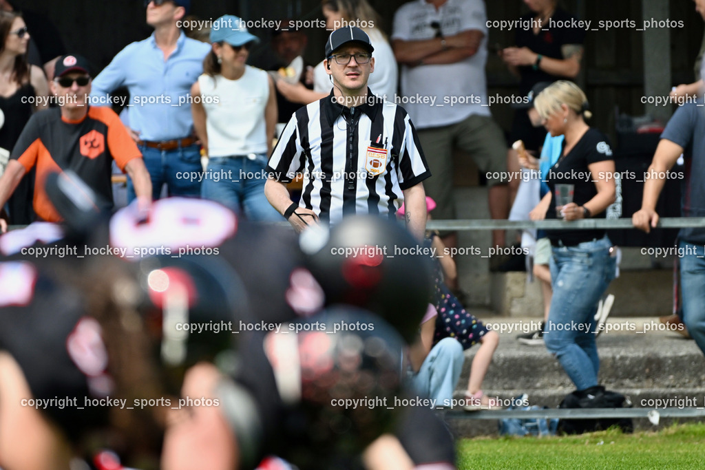 Carinthian Lions vs. Cineplexx Blue Devils | Referee, Carinthian Lions vs. Cineplexx Blue Devils, Carinthian Lions vs. Cineplexx Blue Devils am 09.06.2025 in Klagenfurt (ASV Sportplatz), Austria, (Photo by Bernd Stefan)