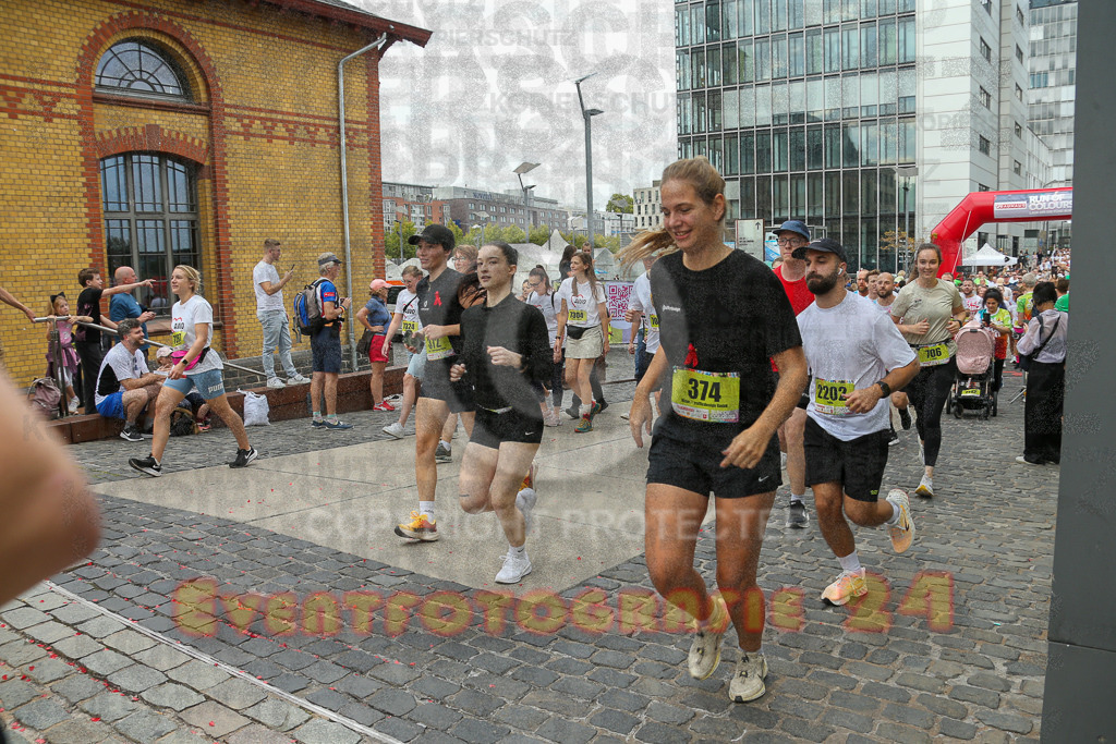 250920_1301_EX1_3809 | Sportfotografie im Rhein-Sieg Kreis, Köln, Bonn, NRW, Rheinland Pfalz, Hessen, etc. Unser Tätigkeitsfeld umfasst den Laufsport vom Volkslauf über den Marathon, Duathlon, Triathon bis zum Ultralauf wie Kölnpfad Ultra oder Schindertrail.