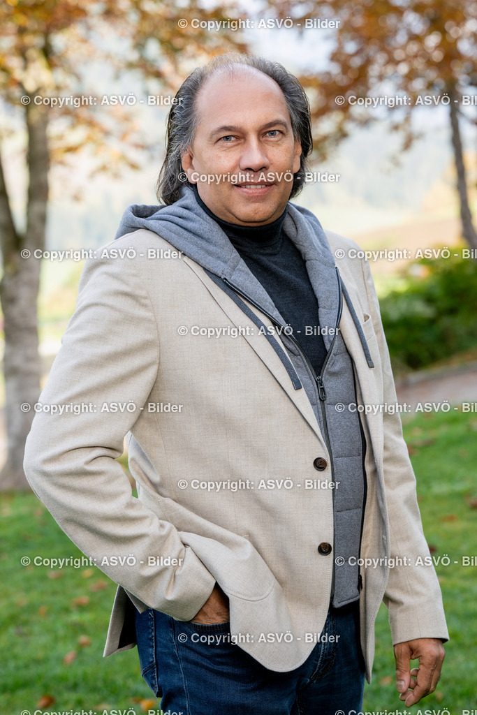 Willi Blecha_ ASVÖ Oberösterreich-9 | 19.10.2024, Aigen im Ennstal, AUT, ASVÖ, Porträt Bilder Bundesvorstandsitzung 2024 im Imlauer Hotel Schloss PichlarnWilli Blecha©ASVÖ / Harald Dostal  - Realisiert mit Pictrs.com