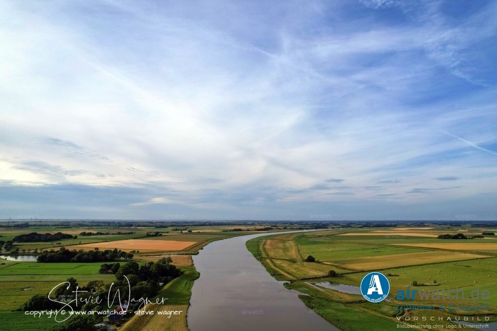 Eider - Hemmerdeich | Entdecken Sie atemberaubende Luftbilder und Fotografien auf airwatch.de - Tauchen Sie ein in eine Welt voller faszinierender Aufnahmen aus der Vogelperspektive.