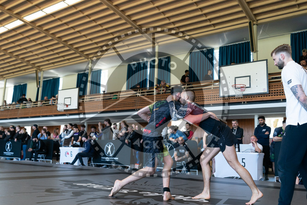 20250329PBB2242 | Fighters compete during the International Luta Livre (ILLCS) Germany IX Spring 2025 Competition spring on March 29, 2025 in Hannover, Germany.© Chiara Dazi