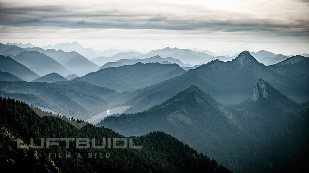 Alpenlayers1; S45 | LuftBuidl Tegernsee - Realisiert mit Pictrs.com