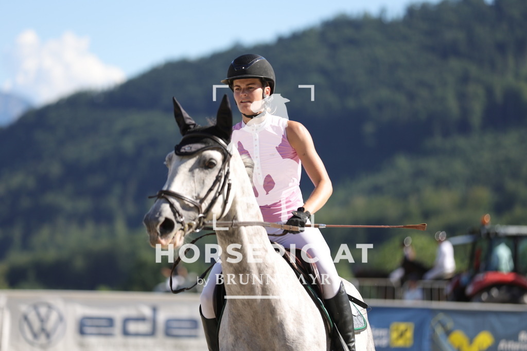 0P6A4310 | Willkommen bei Brunnmayr - Design & Fotografie – Ihrem Spezialisten für Reitturniere und Pferdeveranstaltungen in Oberösterreich, Salzburg und Bayern! Seit über 17 Jahren sind wir leidenschaftlich dabei.
