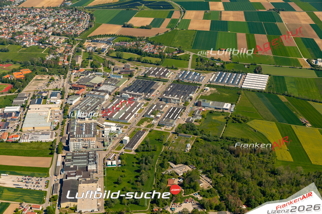 Das Luftbild zeigt : Gewerbegebiet Bobingen - Die Luftaufnahme wurde 2024 vom UL-Flugzeug aus erstellt ( keine Drohne ) - Hochauflösende Luftaufnahme - Für grossformatige Ausdrucke geeignet. Die Geschenkidee !Mit Lizenz und Bildrechte bestellbar